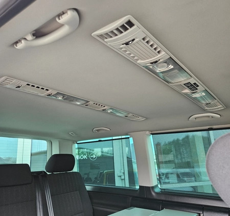 Volkswagen Multivan cena 138000 przebieg: 147000, rok produkcji 2016 z Debrzno małe 742